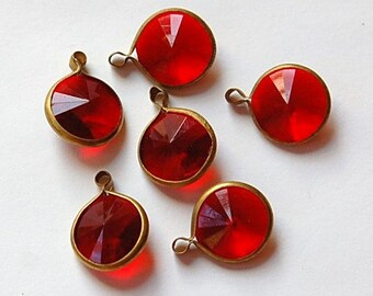 Vintage Ruby Red Acrylic Rivoli Channel Set 12mm 1 Loop Drops chr155G