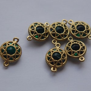 Vintage Emerald Green Connector Beads with Neat Brass Frames 13mm 6 chr136B image 2