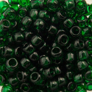 8/0 TOHO ROUND Transparent Green Emerald Seed Bead (8g)
