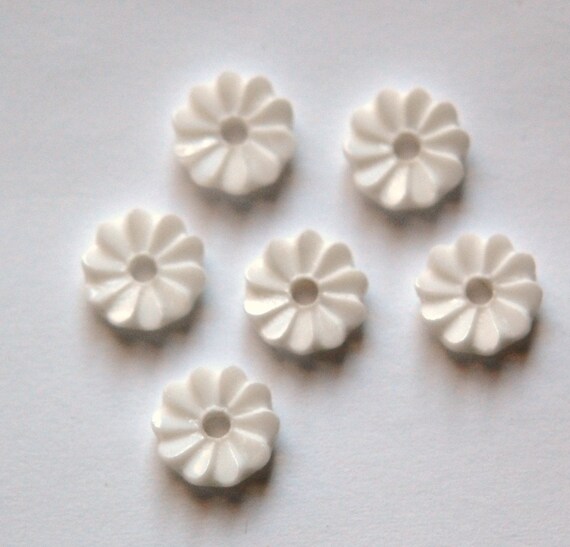 Vintage White Glass Pinwheel Flower Bead Cabochon 10mm cab185A Etsy