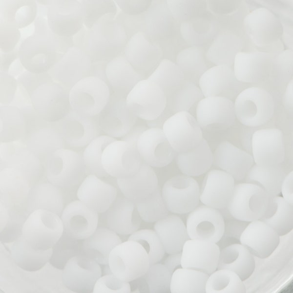 8/0 TOHO ROUND Opaque Frosted White Seed Bead (8g)