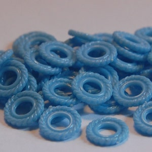 Vintage Blue Plastic Ring Beads bds002D