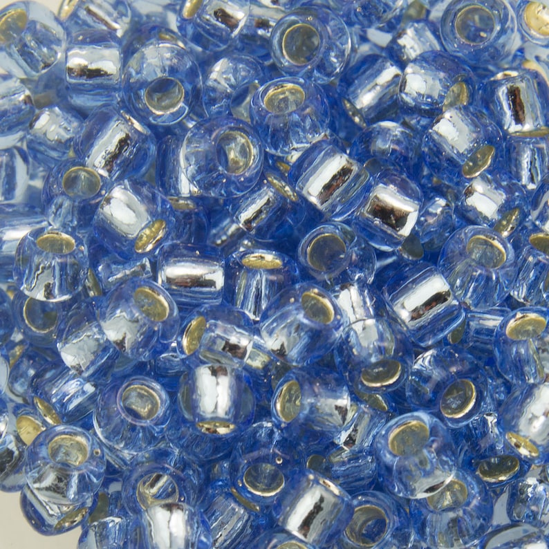 8/0 TOHO ROUND Silver Lined Light Sapphire Seed Bead 8g image 1