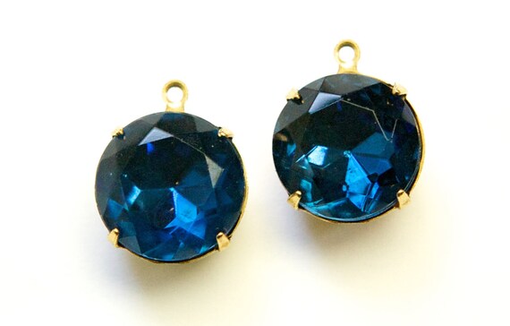 Vintage Montana Sapphire Faceted Glass Stones 1 Loop Brass