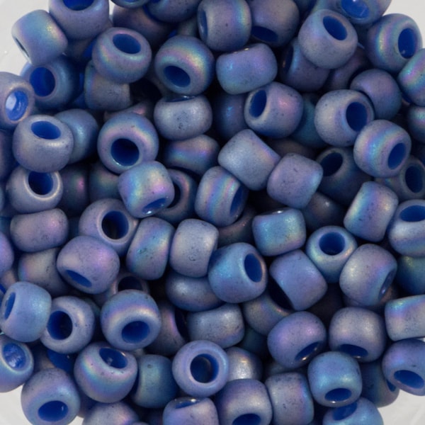 8/0 TOHO ROUND Semi Glazed Rainbow Soft Blue Seed Bead (8g)