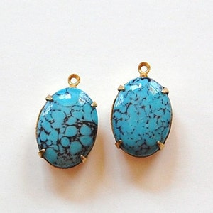 Vintage Turquoise Matrix Glass Stone in 1 Loop Brass Setting ovl003W