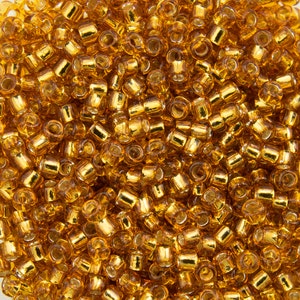 15/0 TOHO ROUND Silver Lined Topaz Seed Bead (8g)