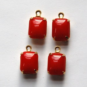 Vintage Opaque Red Stones in 1 Loop Brass Setting 10x8mm (4)