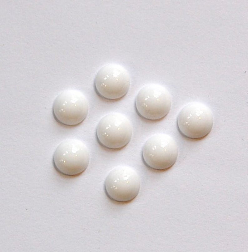 Vintage Opaque White Glass Cabochons 7mm cab701U image 1