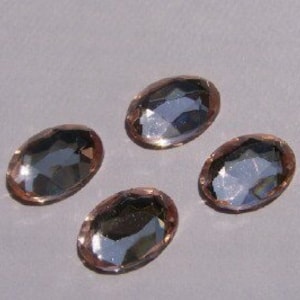 Vintage Pale Peach Glas Facettierte Cabochons (4) cab578P