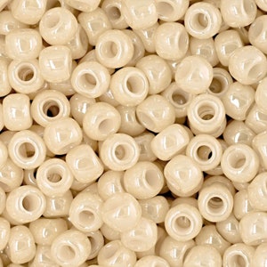 6/0 TOHO ROUND Opaque Lustered Light Beige Seed Bead (8g)