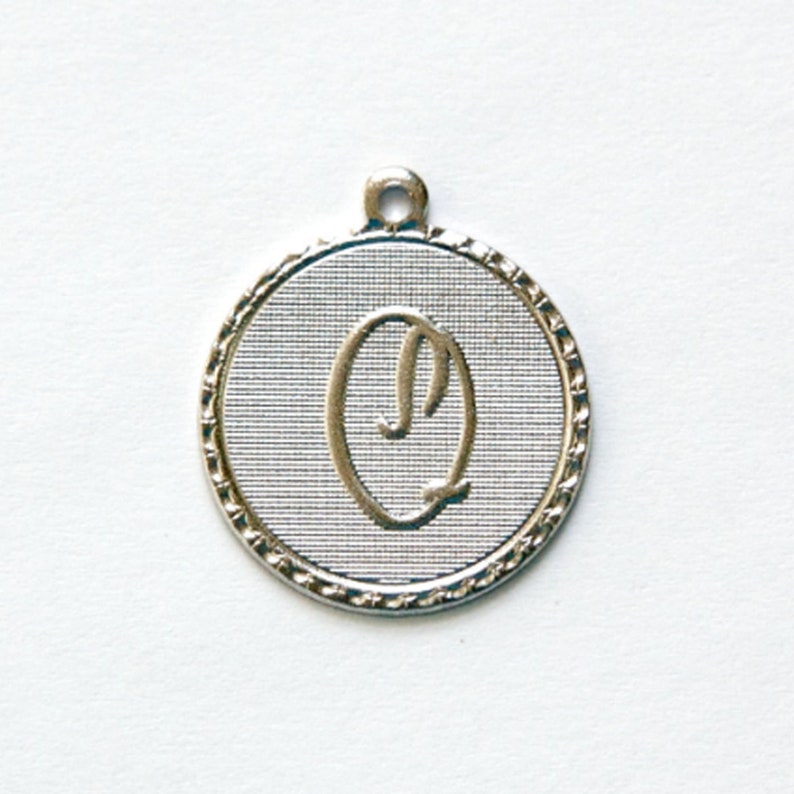 Letter Q Charm with Loop 1