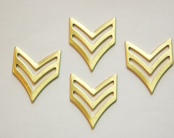 Raw Brass 2 Bar Chevron V Pendant Findings (4) mtl384A