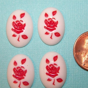 Vintage Red on White Rose Cabochon cab032E