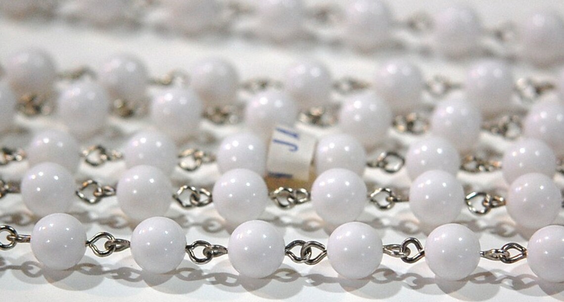 Vintage White Plastic Beaded Chain Silver Tone Links Japan Etsy