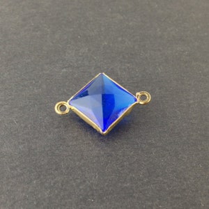2 Loop Vintage Sapphire Acrylic Faceted Channel Set Square Drops 14mm (6) chr087D