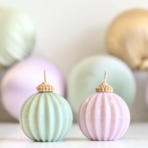 Christmas Ball Candle, Scented Ornament Candle, Holiday Decor Gift, Round Bauble Candle, Pastel Colors Candles, Xmas Table Centerpiece