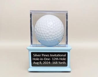 Golf Ball Display Holder with Engraved Tag – Personalized Golf Stand, Mini Trophy Base, Hole-in-One Keepsake Gift