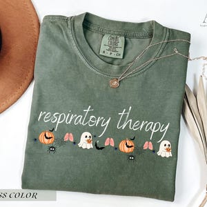 Respiratory Therapist Ghost Halloween, Comfort Colors Respiratory Therapy T-shirt, Spooky Respiratory Therapy Gift, Pulmonology Tee, RT RRT