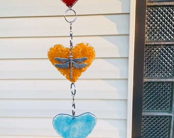 Hearts-Dragonfly-Prism-Suncatcher Colorful Glass Patio Decor-Garden Art