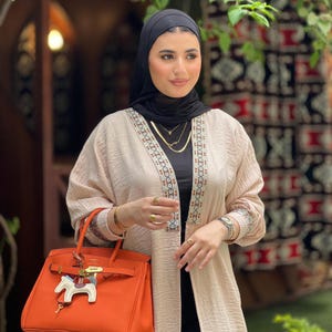 Luxury Islamic Abaya Embroidered Open Abaya – Dubai Kimono Kaftan – Modest Muslim Dress – Belted Crinkle Abaya – Eid Khaleeji Style