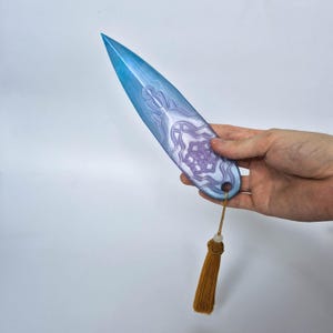 Zoey Daggers - Kpop Demon Hunters Huntrix plastic prop