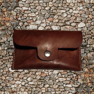 Cartera de cuero hecha a mano, siglo XVIII / Teléfono, dinero o documentos