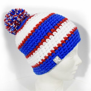 Mid Slouchy Pompom Beanie Royal Blue, Rojo y Blanco Stripey Crochet Bobble Winter Hat Snowboard Ski Surf Skate