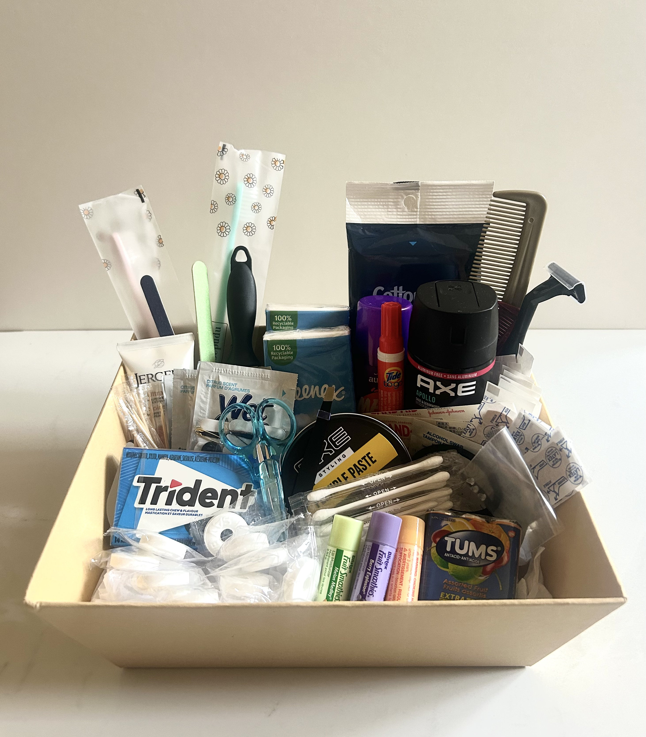 Mens Large Bathroom Basket FREE Digital Signage 75-100 Guests, 150-200 ...