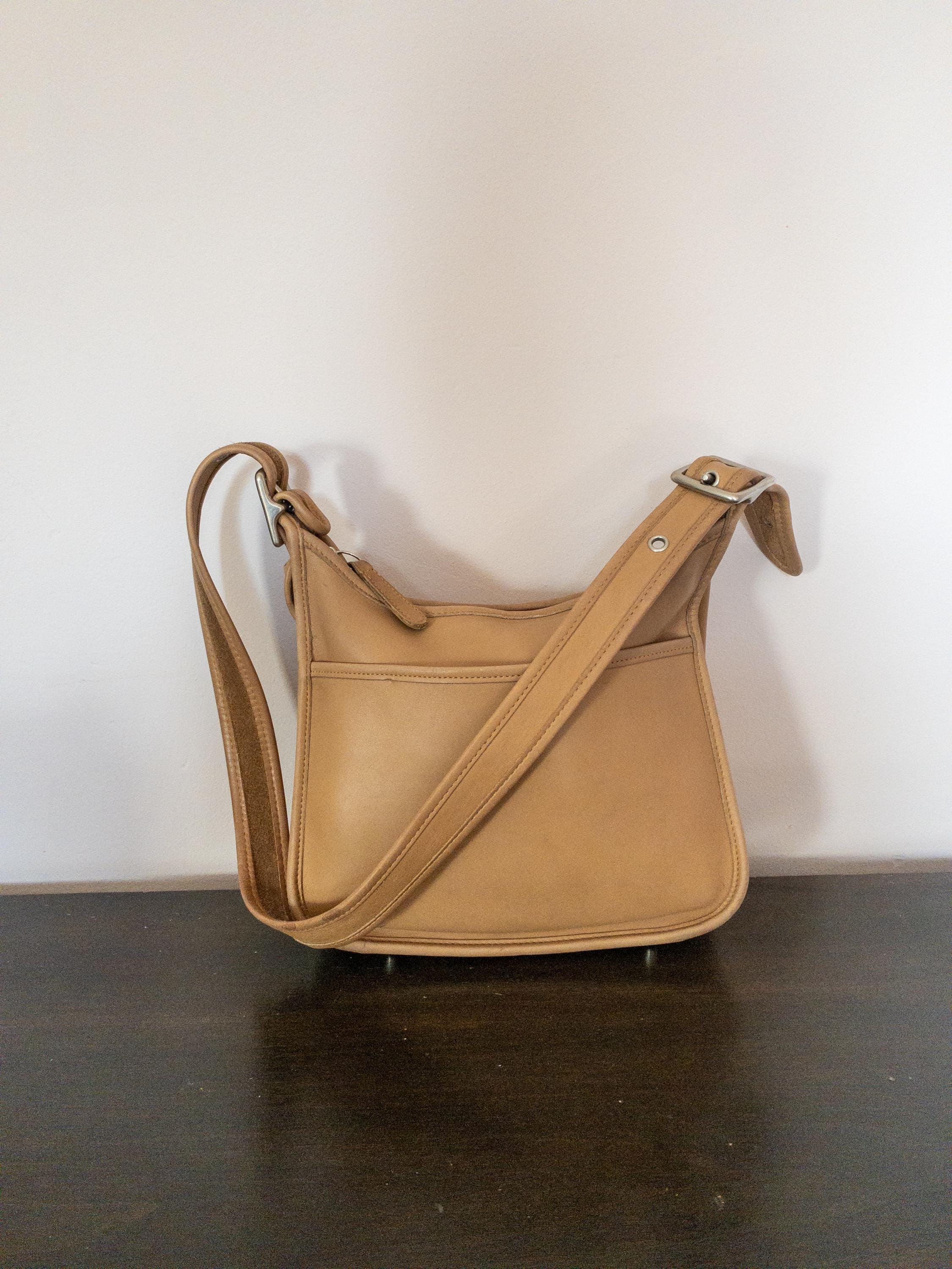 Vintage 90's Coach Legacy Zip Shoulder Crossbody Bag |tan