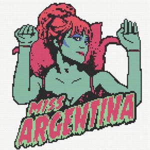 Op de afbeelding: Een groene en roze pixel art-illustratie van een vrouw met rood haar en een kroon, die een zwart en roze outfit draagt. De tekst "Miss Argentina" is geschreven in groene en roze letters.