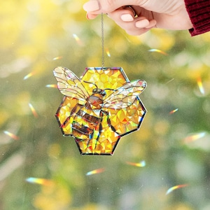 Honeycomb Bee Acrylic Suncatcher, Broken Glass Hologram Effect Honey Bee Ornament,Gifts for Grandma,Mothers day gift, Honeycomb Window Decor