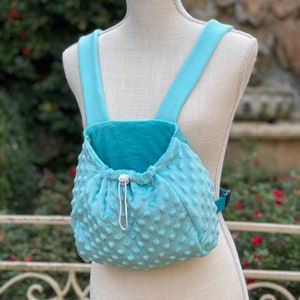 Pet carrier, pet sling, dog carrier, cat carrier, kangaroo pouch, hands free, adjustable straps, soft baby minky outside/ultra fluffy inside