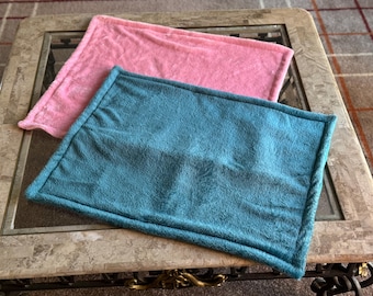 Pet mat, pet throw, pet blanket for small dogs, cats, double sided: fleece / fluffy plush, size 23"х20"