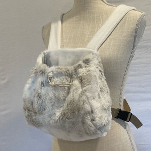 Pet carrier, pet sling, dog carrier, cat carrier, kangaroo pouch, hands free, adjustable straps, soft luxury snow leopard faux fur/fleece in