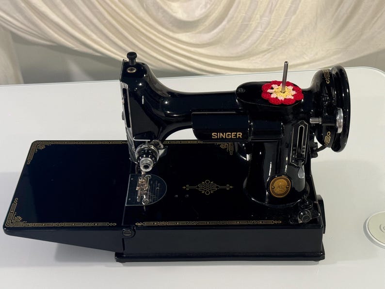 Singer Featherweight Spool Flower, Spool Bed, Spool Holder, Spool Rest ...