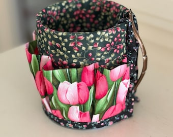 Tool holder with multiple pockets and handle on the side; 4"x5"; tools not included