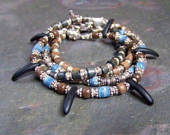 Bracelet fin | Vous choisissez 1 bracelet en perles de bois | Bracelet Stack bleu | Bracelets superposés de perles avec fermoir cœur | Bijoux tribaux bohèmes