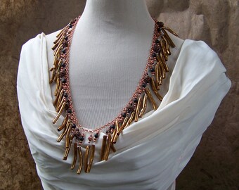 long collier bohème | Collier à franges branche de corail naturel sur chaîne en cuivre pur | Bijoux en or et corail | Collier bohème bohème
