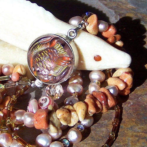 ネックレス・ペンダント Wild craft / Tribal necklace Real Feather Tribal Necklace, Leather Statement Necklace for