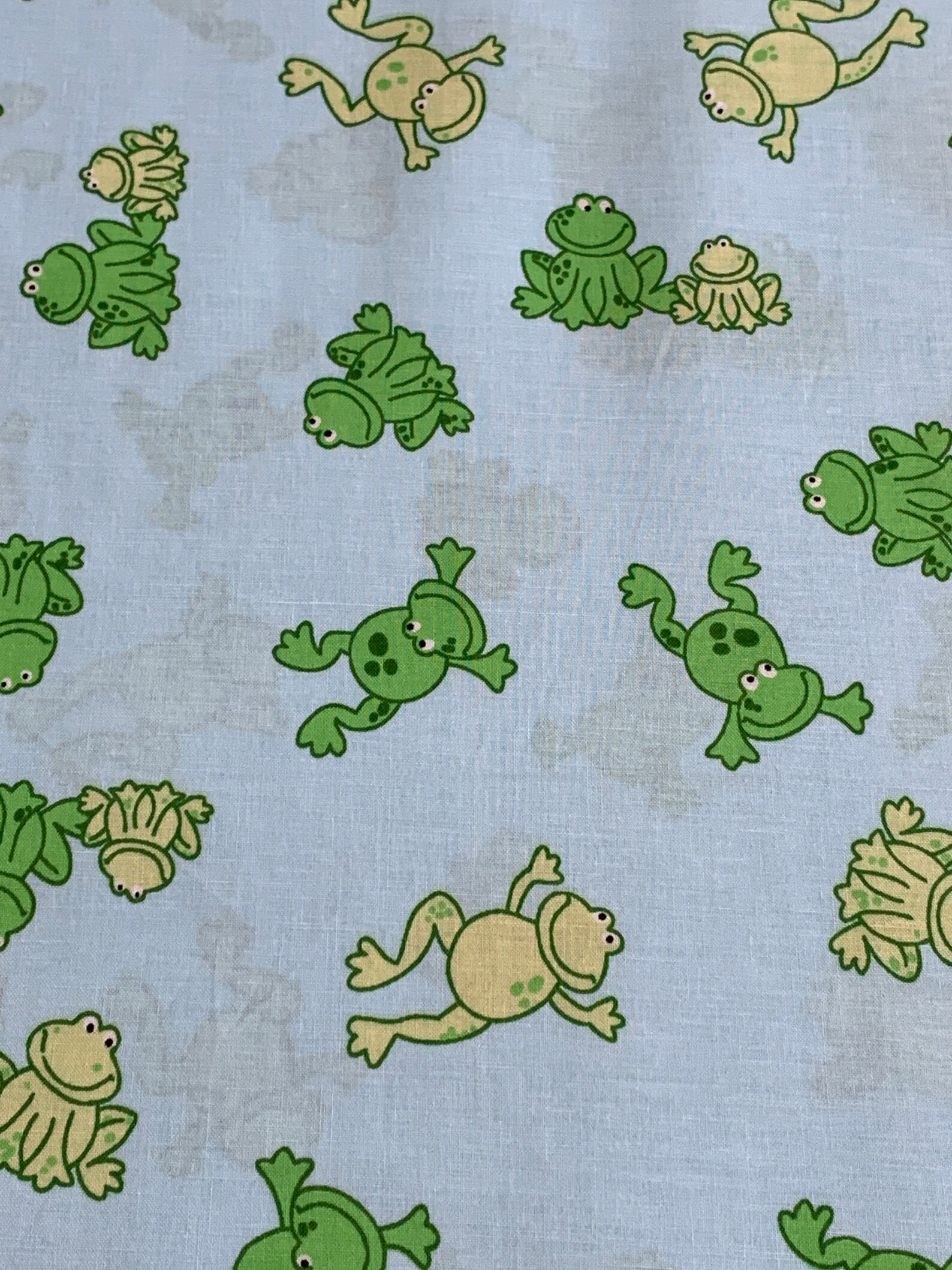 Frogs Quilting Fabric by the Yard 100% Cotton Fabric | Etsy