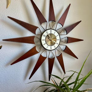Mid Century Elgine Starburst Wall Clock