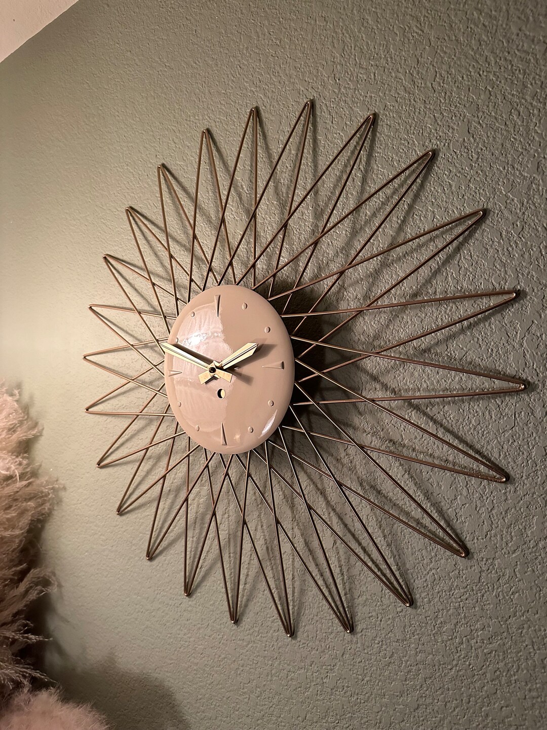 Welby Mid Century Starburst Clock - Etsy