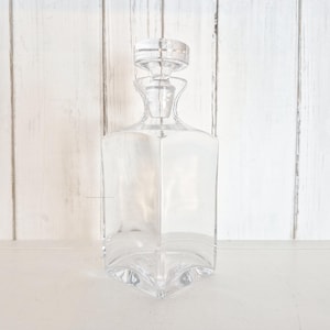 Vintage Mikasa-kristallen karaf, mondgeblazen kristal handgeslepen en vervaardigde karaf, 32oz likeurkaraf, 10,5" kristallen karaf
