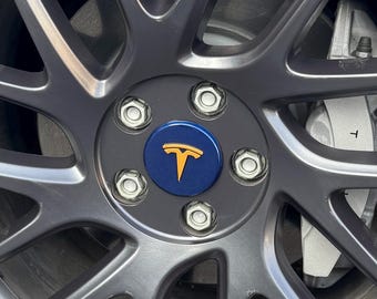 テスラ モデル 3 18 インチ エアロ ホイール (2020-2023) および 18