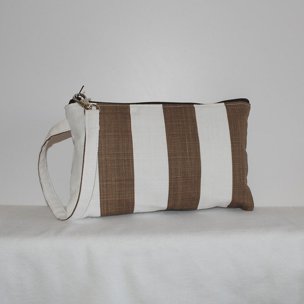 20% OFF - Square Wristlet  Zipper Pouch - Canopy Italian Brown