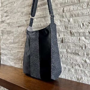 Bolso Hobo de un asa - Mixology Tonic Black imagen 5