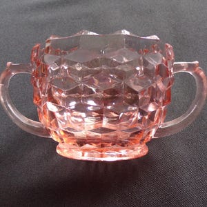 Depression glass Sugar dish | Pink depression glass | Jeanette glass | Sugar dish | Cubist depression glass | Pink glass | Collectible glass