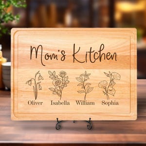 Mom&#39;s Kitchen Bamboo Cutting Board, Custom Christmas Gift Board, Mothers Day Cutting Board, Valentine&#39;s Gifts for Mom, Holiday Season Gifts