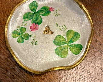 Clay Ring Dish - 4" Round Shape & Scalloped Edge with Celtic Knot